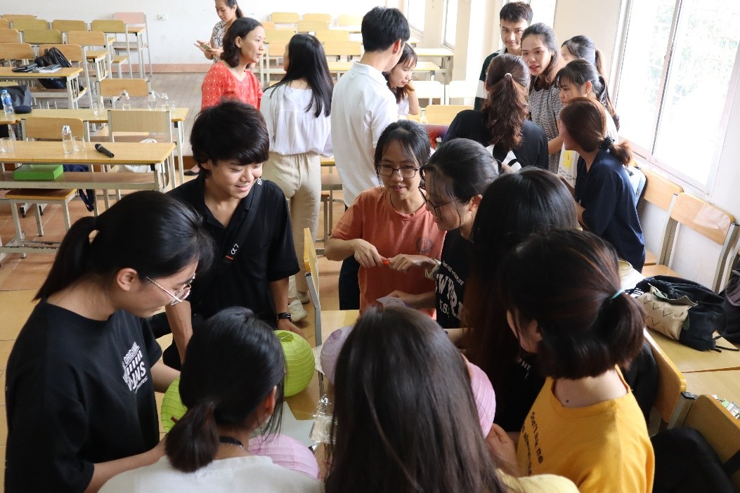 Trao đổi sinh viên tại khoa Công tác xã hội, trường Đại học Sư phạm Hà Nội.